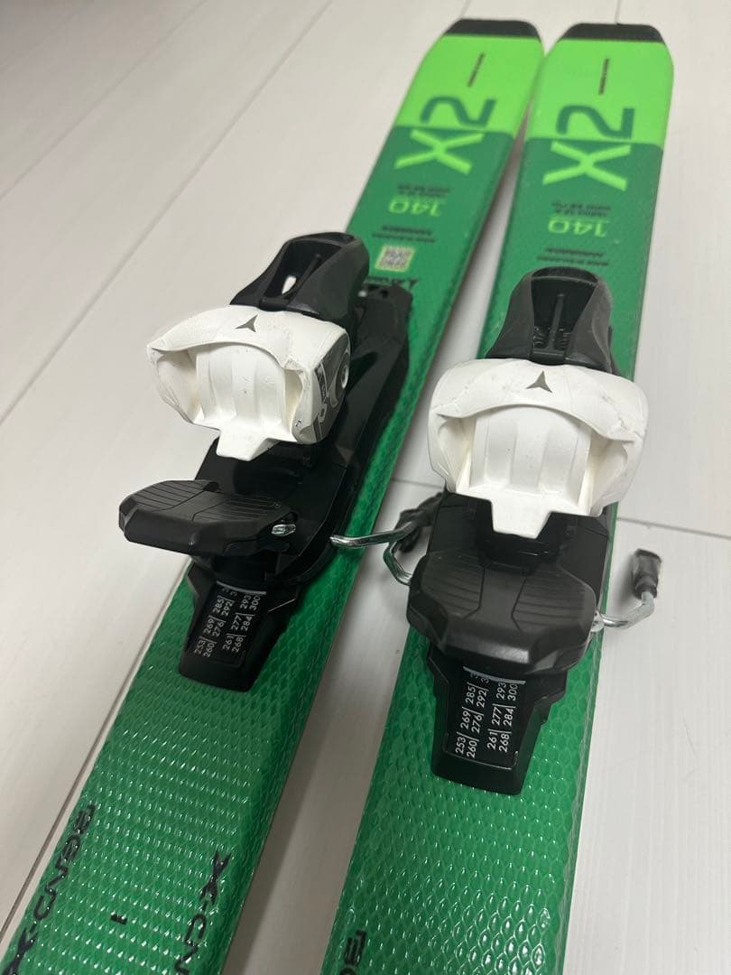 ATOMIC REDS X2 スキー 340 グリーン