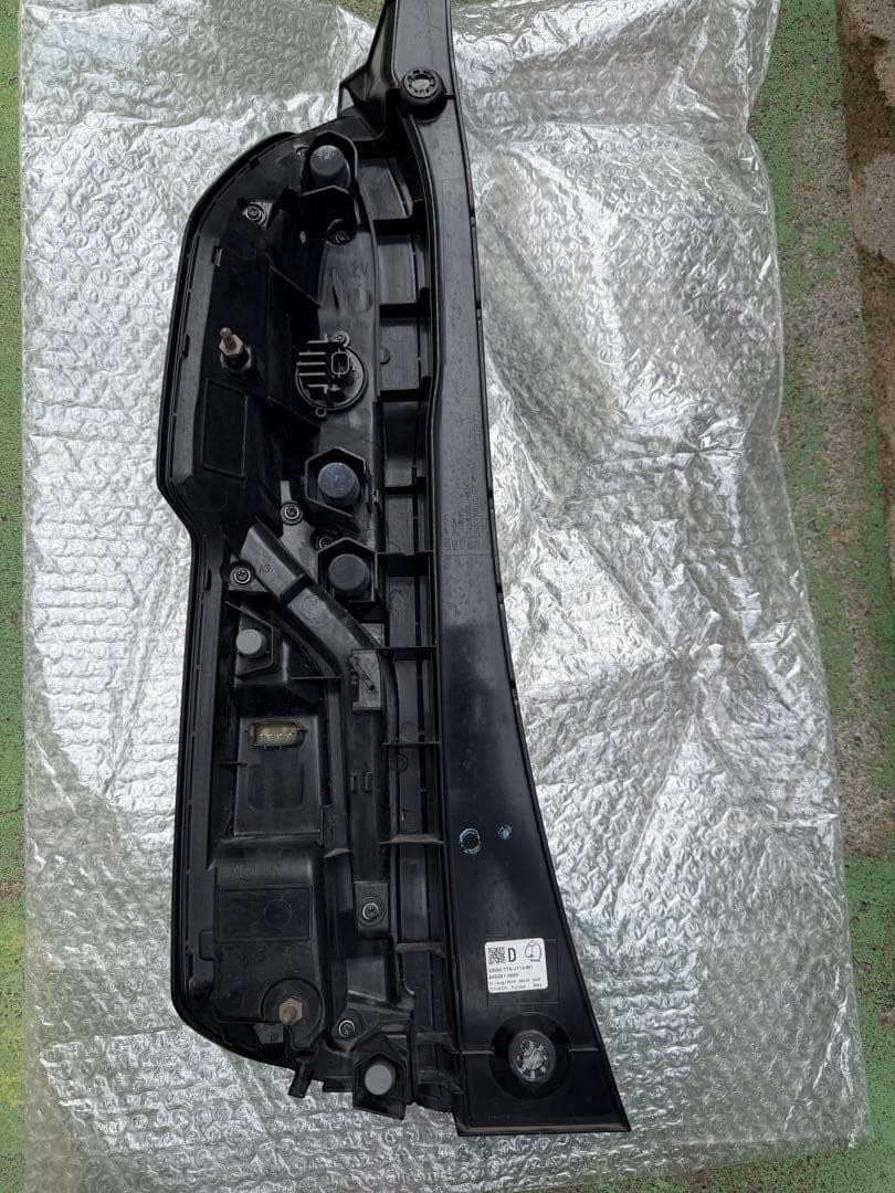 NBOX テールランプ 右　JF3