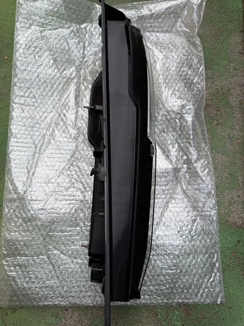 NBOX テールランプ 右　JF3