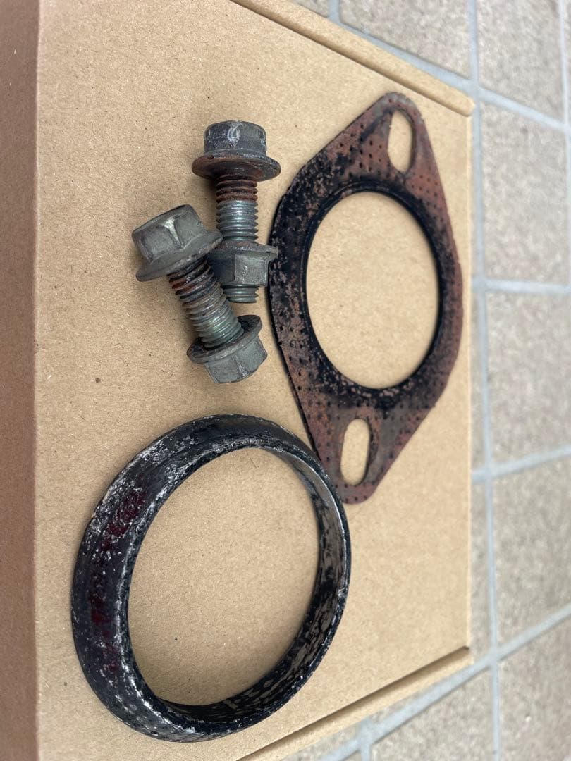 (値下げ)210クラウン後期型スリーキャッツ中間マフラー