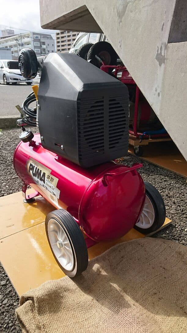 エアーコンプレッサー 藤原産業