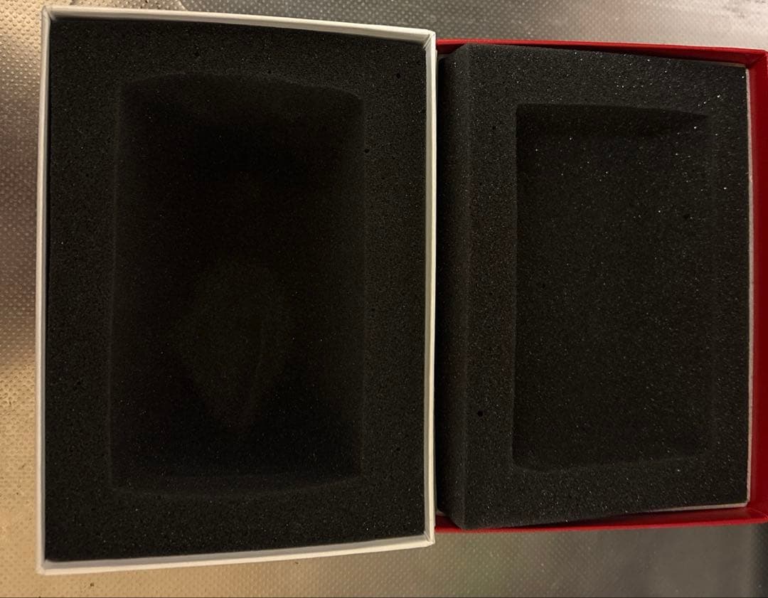 バカラ　招き猫　箱付き