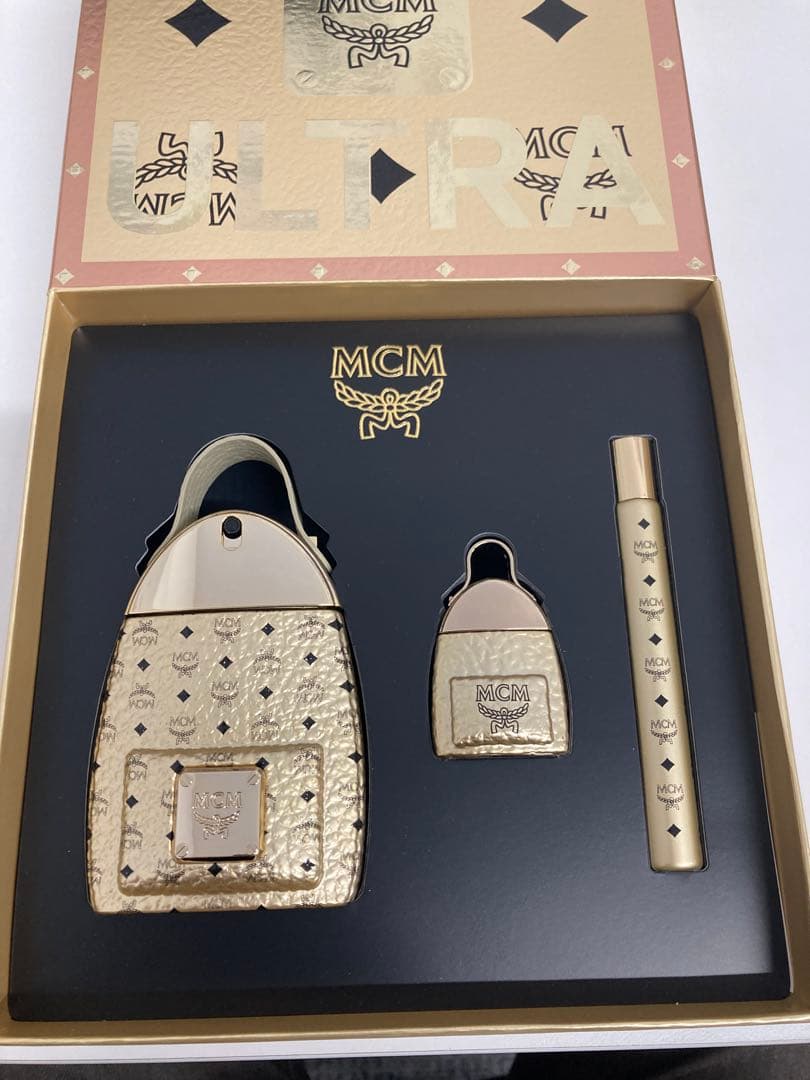 新品未使用品　MCM ウルトラ　オーデパルファム　コフレ