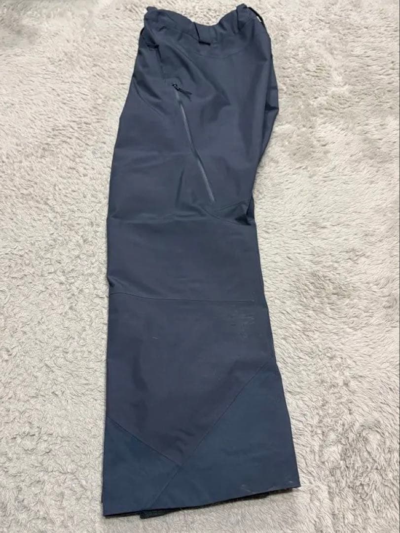 『極上』Patagonia ゴアテックス メンズスキーウェアLサイズ 上下セット