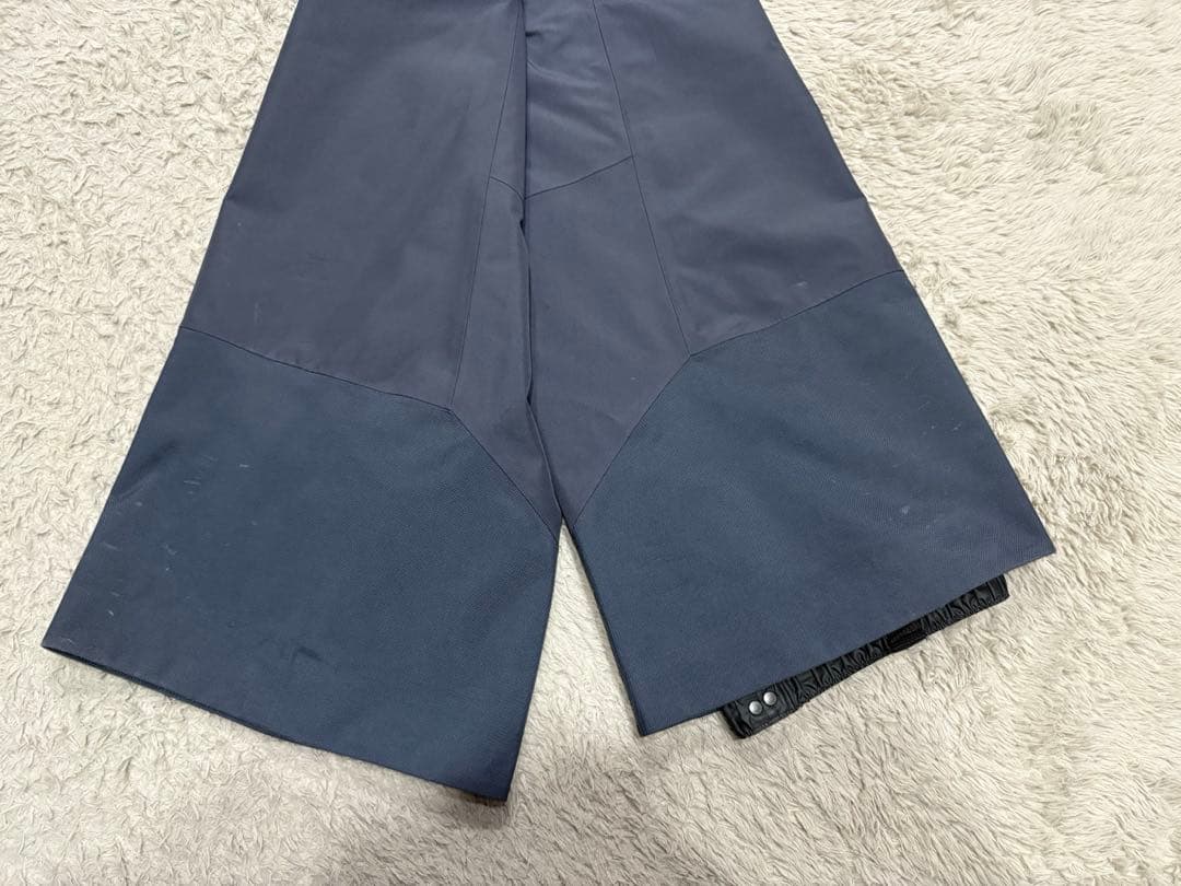 『極上』Patagonia ゴアテックス メンズスキーウェアLサイズ 上下セット