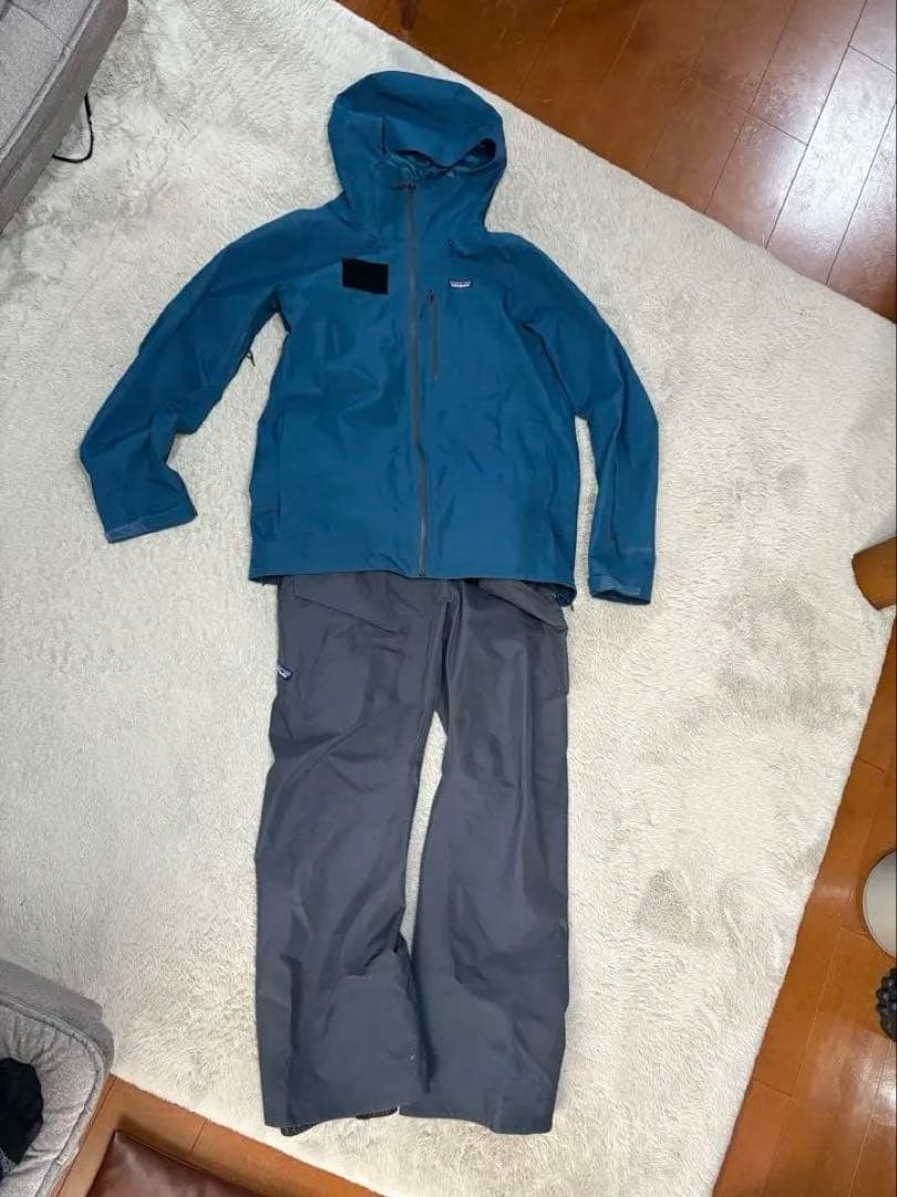 『極上』Patagonia ゴアテックス メンズスキーウェアLサイズ 上下セット