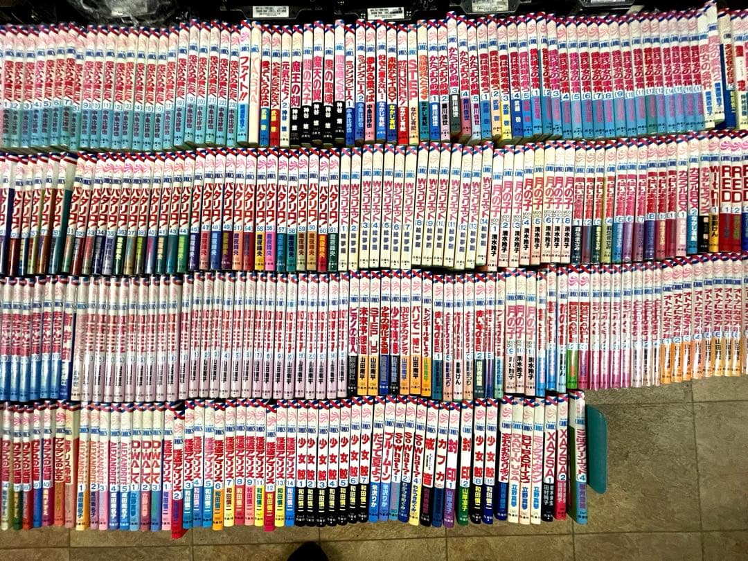 花とゆめ　大量　500冊　ガラスの仮面　フルーツバスケット　花ざかりの君たちへ