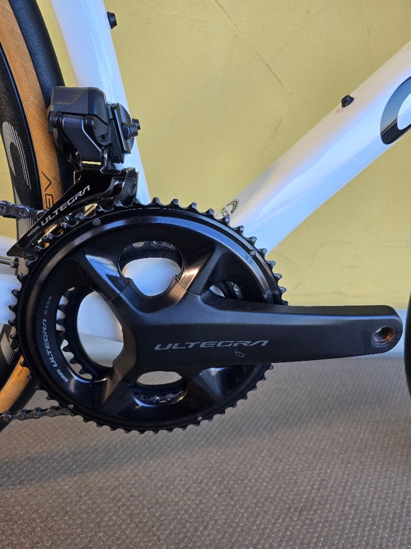 コルナゴ V3 DISC ULTEGRA Di2 サイズ520 2023モデル