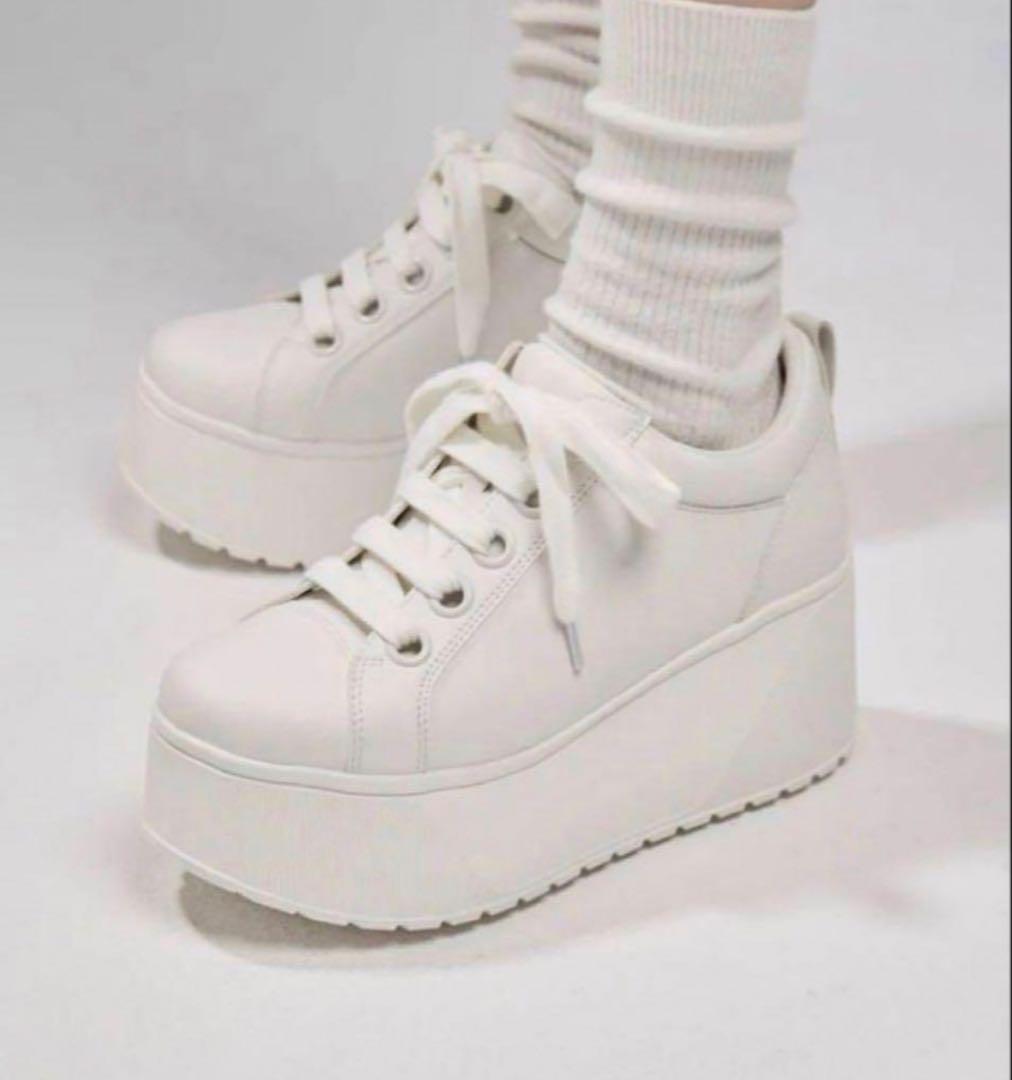 鈴木亜美さん スニーカー Sサイズ プラットフォームスニーカー 靴 白 ホワイト