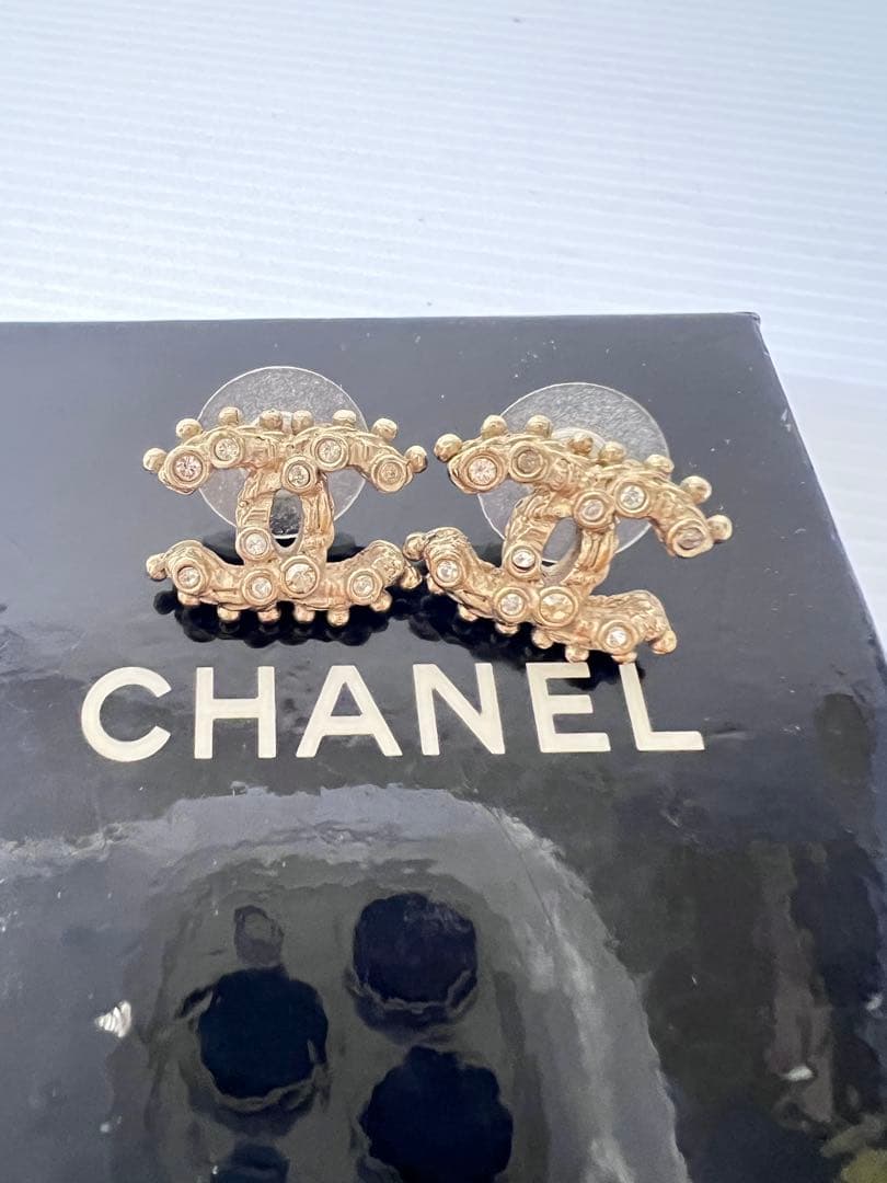 CHANEL ロゴピアス ゴールド 刻印A12A