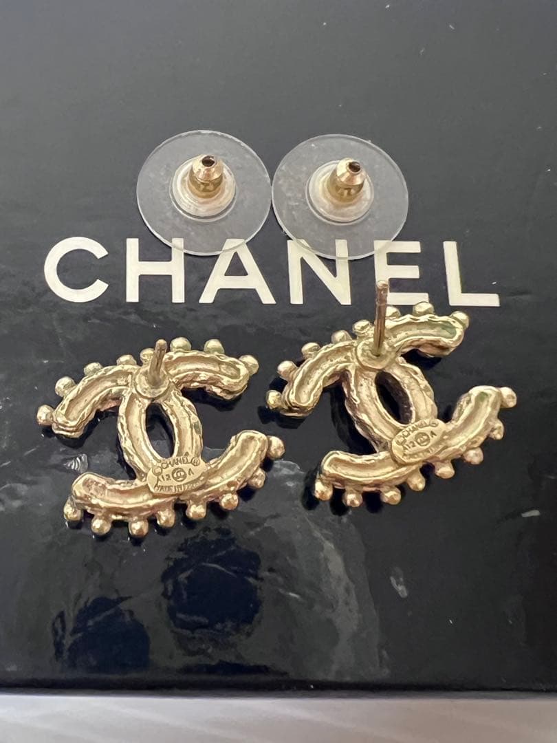 CHANEL ロゴピアス ゴールド 刻印A12A
