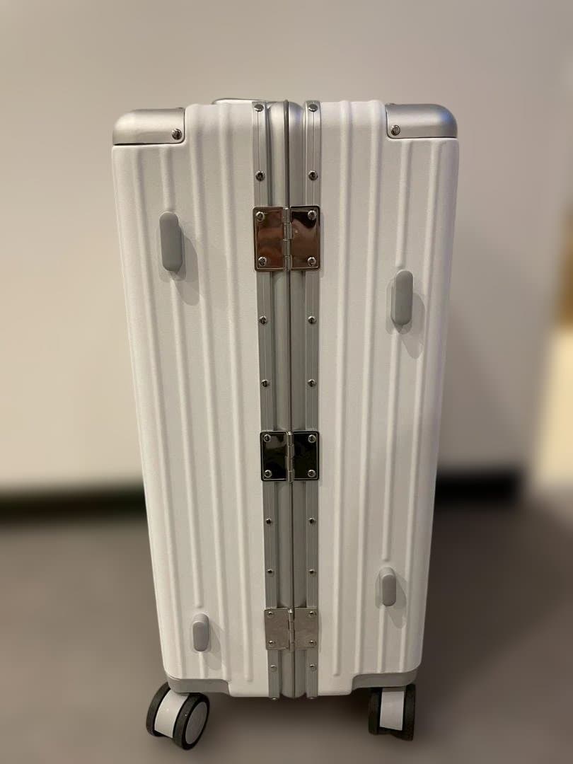 リベティ多機能キャリーケース【マットホワイトМサイズ】A28