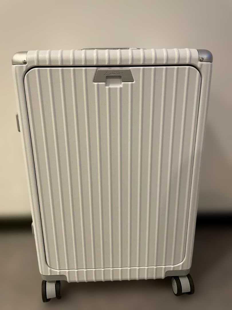 リベティ多機能キャリーケース【マットホワイトМサイズ】A28