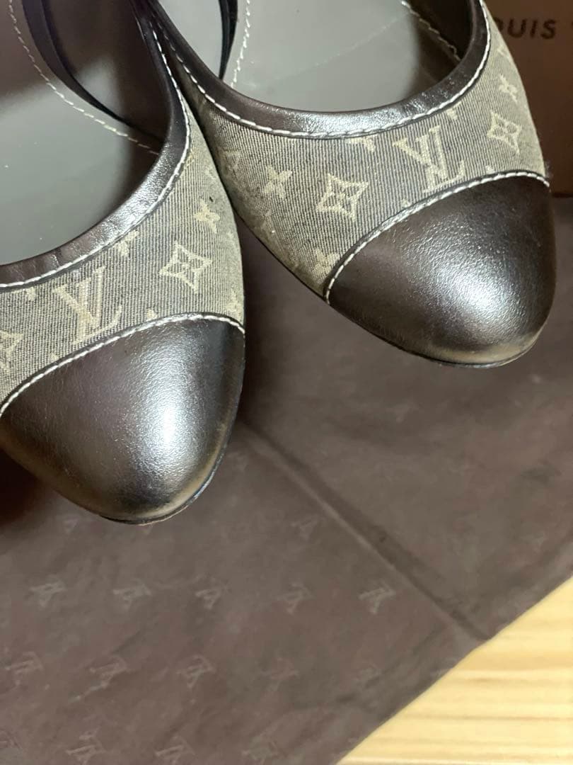 ロ*0様 LOUIS VUITTON ルイヴィトンモノグラムフラットパンプス37
