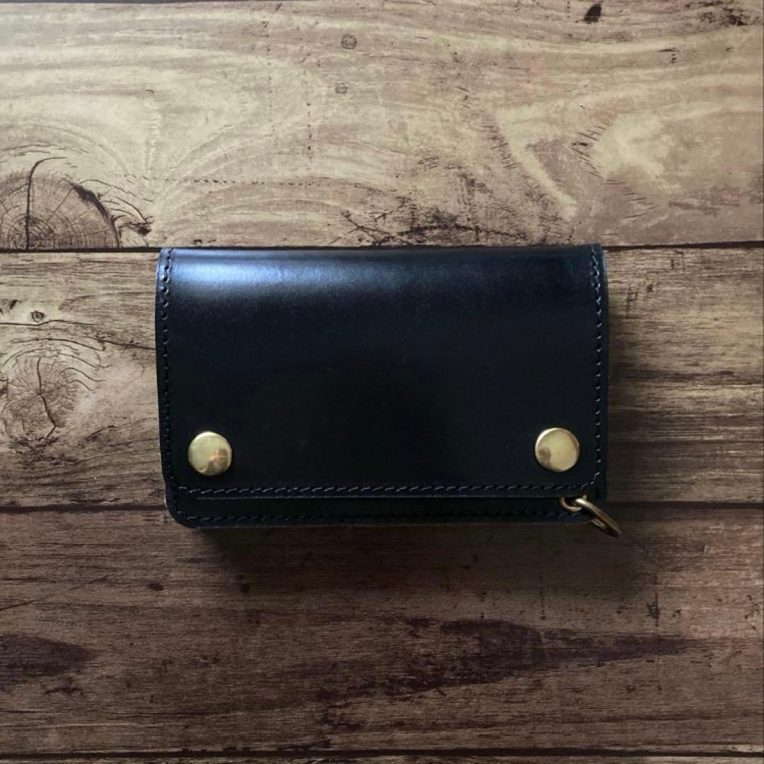 【黒うさぎ】トラッカーウォレット150（ミドル）3層【お札を折らずに収納】