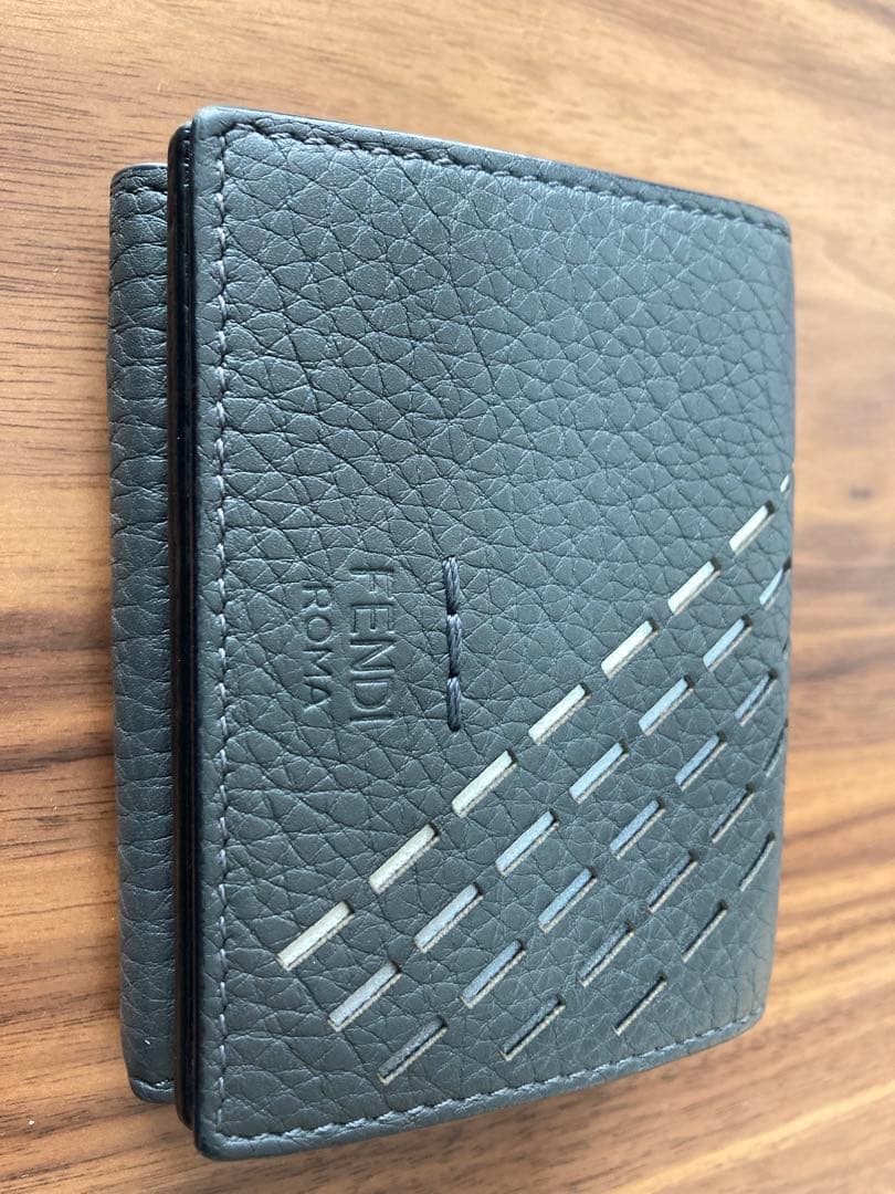 中古　フェンディ並行輸入品ダークグレー 三つ折り財布