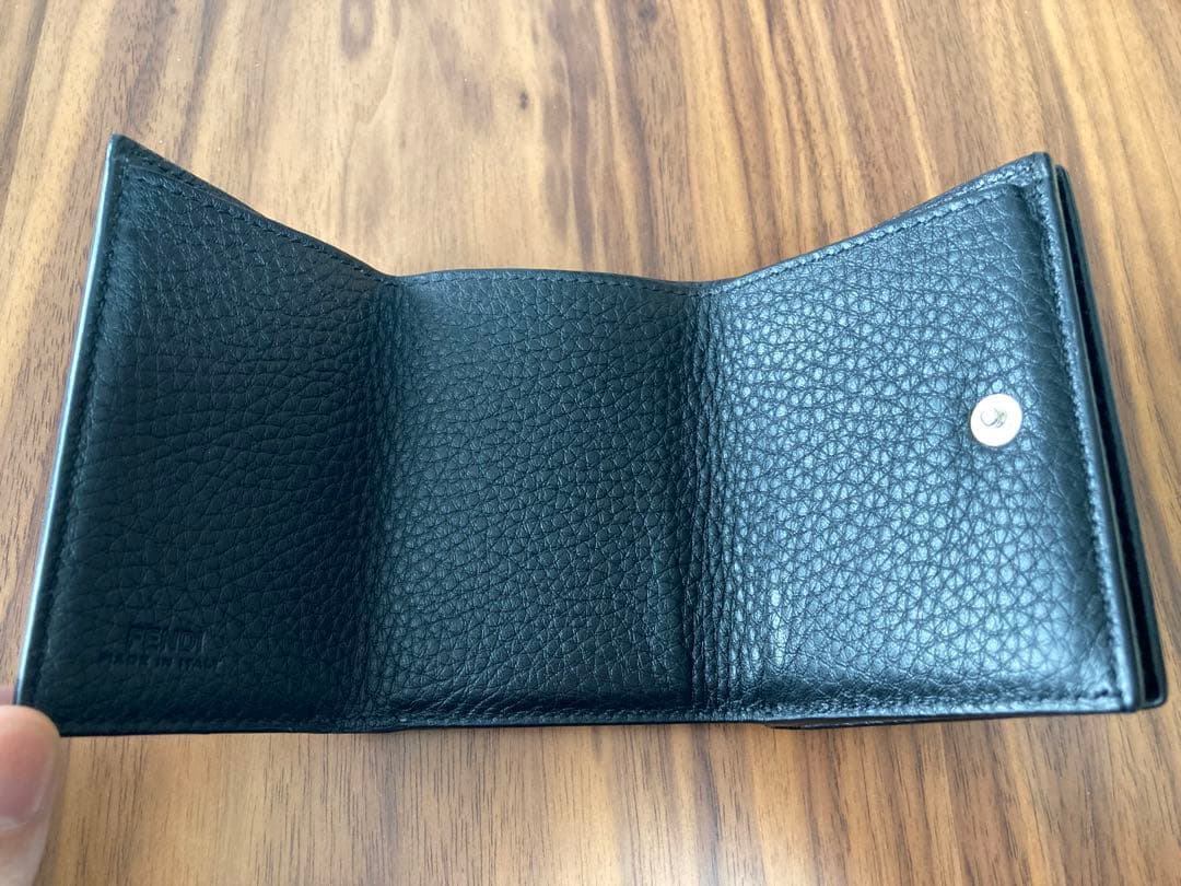 中古　フェンディ並行輸入品ダークグレー 三つ折り財布