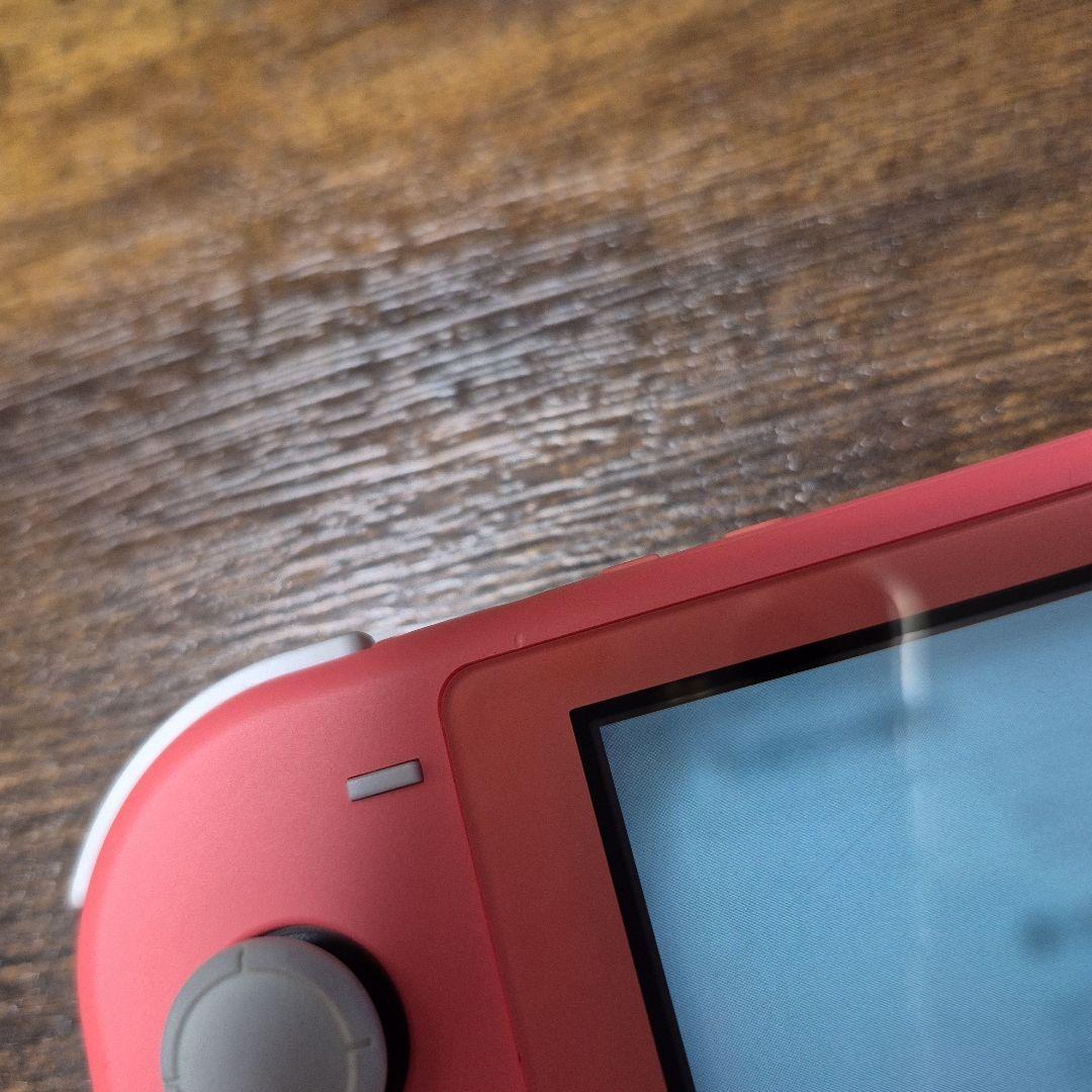 Nintendo Switch Lite　本体　コーラル