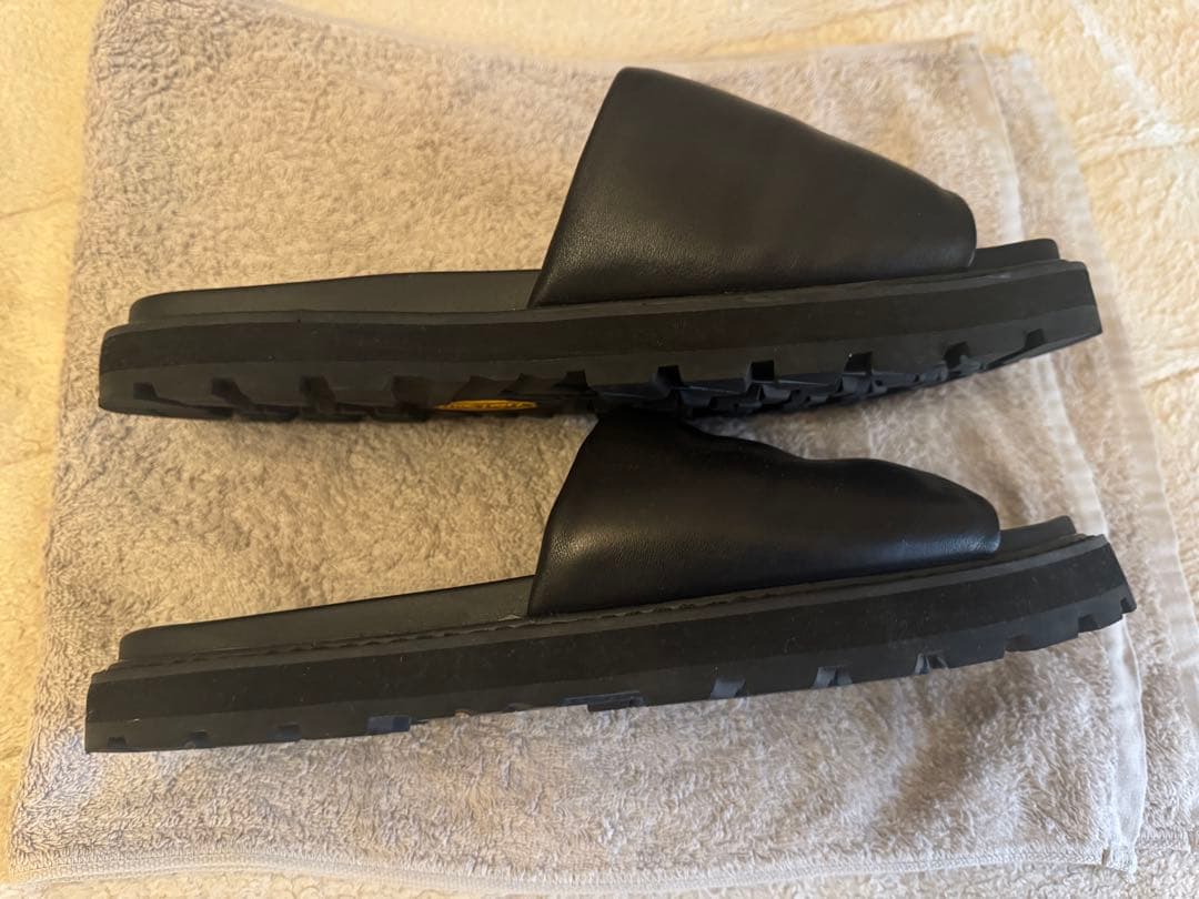 ZARA Vibram レザー スライドサンダル EUR45
