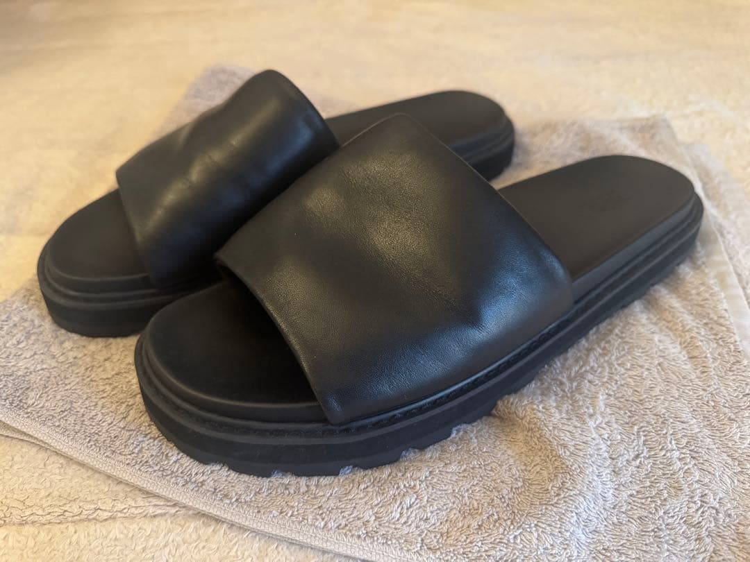 ZARA Vibram レザー スライドサンダル EUR45