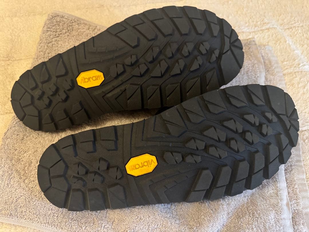 ZARA Vibram レザー スライドサンダル EUR45