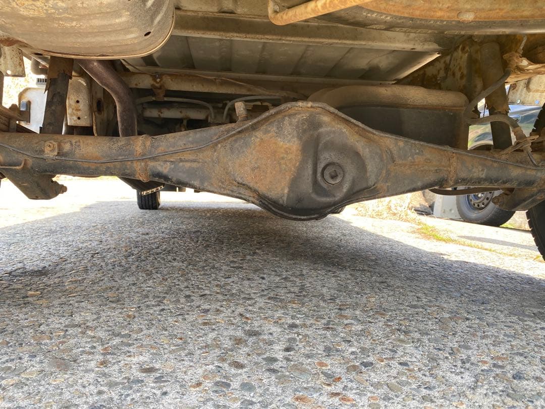 SUZUKI Carry 軽トラック 4WD ホワイト