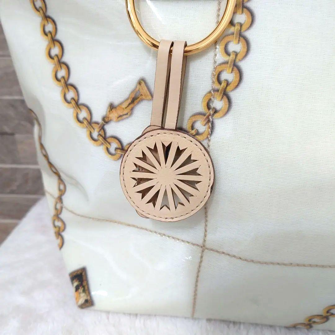 【美品】サルヴァトーレフェラガモ　ガンチーニ柄　コーティング　トートバッグ