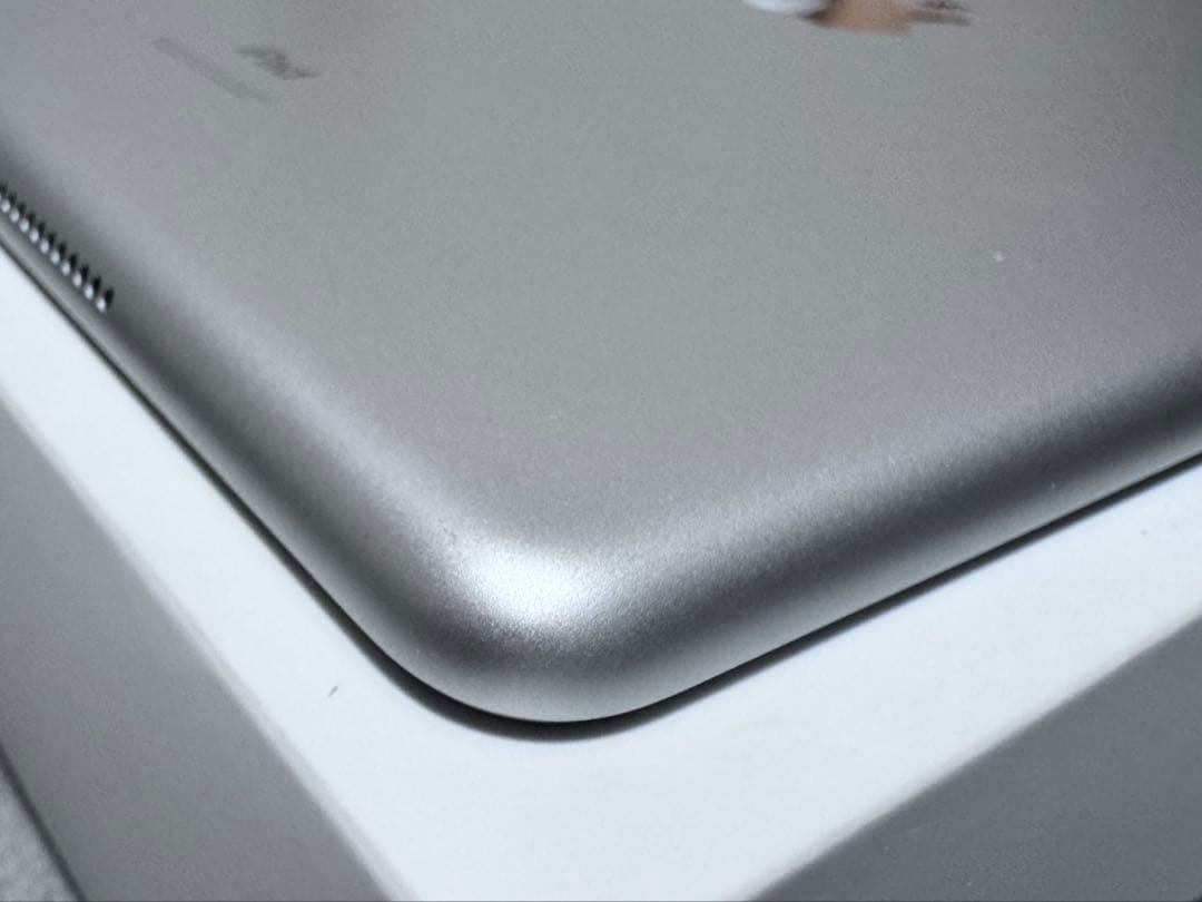 iPad 9世代 シルバー 64g Wi-Fi