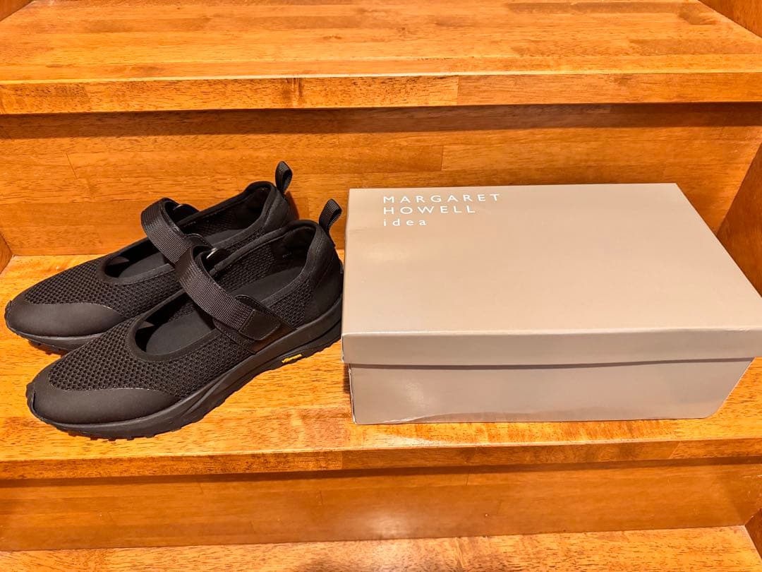 【即購入可】MARGARET HOWELLベルクロストラップスニーカー2894