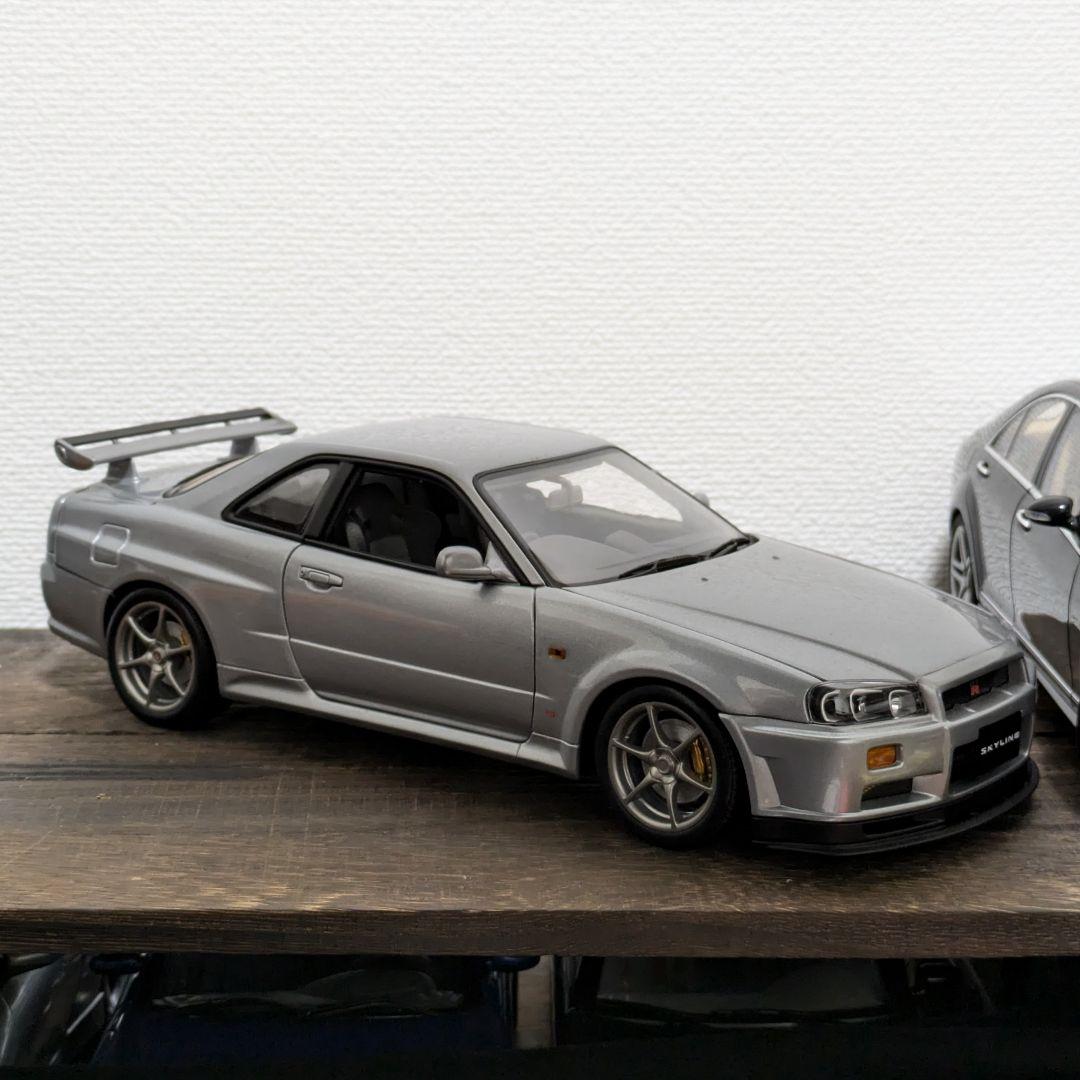 スカイライン GT-R 1/18　R34 skyline AUTOart