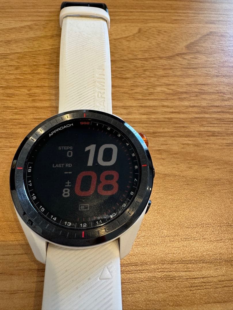 Garmin Approach S62 ホワイト 本体＋充電ケーブル付き