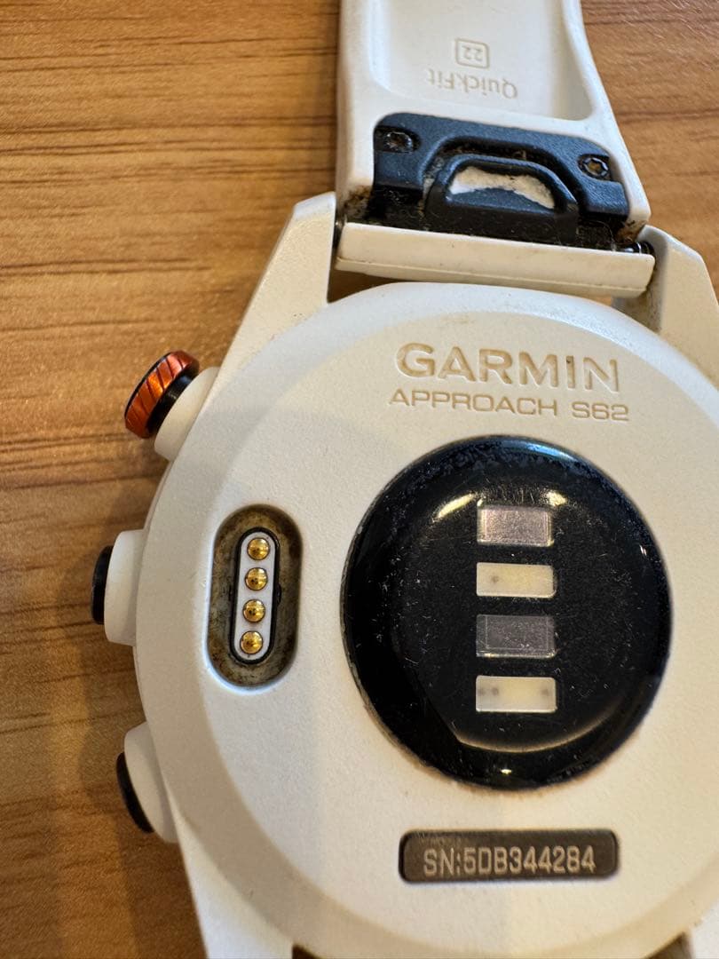 Garmin Approach S62 ホワイト 本体＋充電ケーブル付き