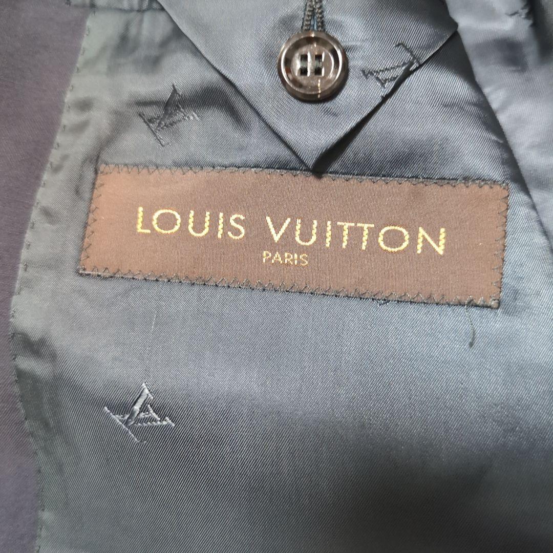 LOUISVUITTON　ダークネイビー スーツ 3ボタン