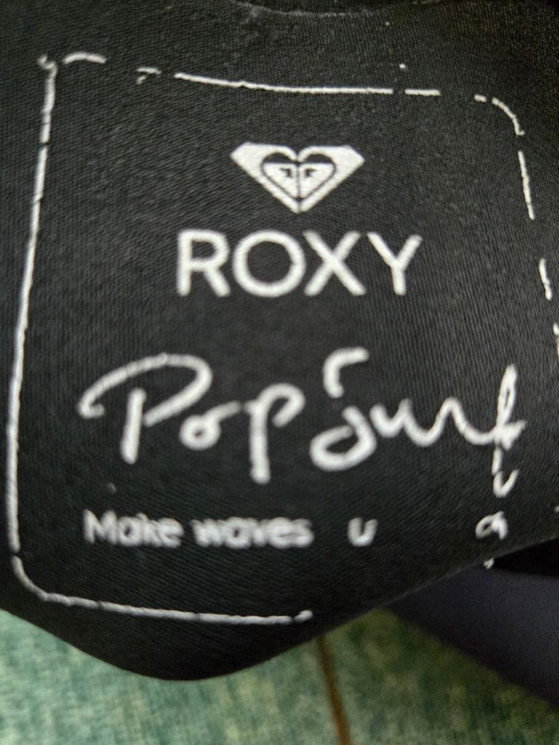 2枚セット　ロキシーフラワー柄ネオプレンロングジョン、タッパー、ウェットスーツ