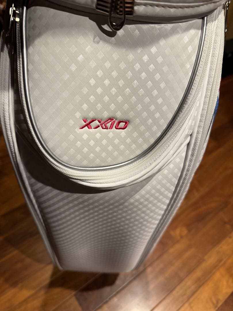XXIO GGC-X143W ゴルフバッグ ホワイト 8.5型