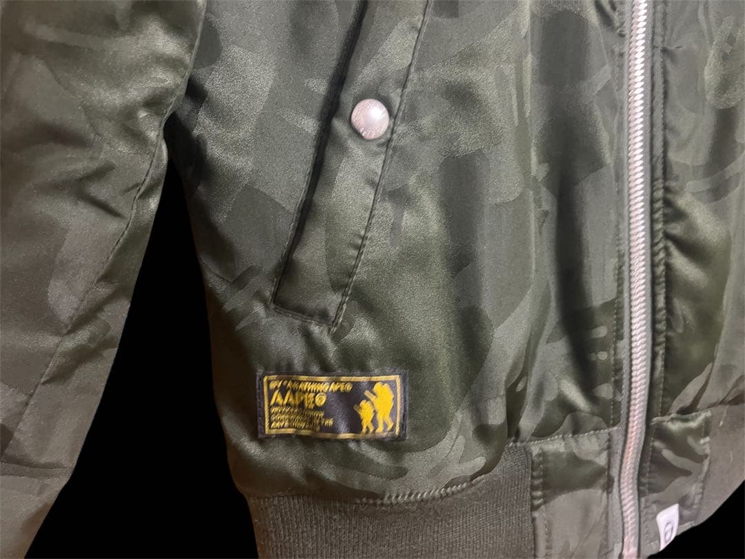 A BATHING APE MA-1ジャケット カモフラージュ