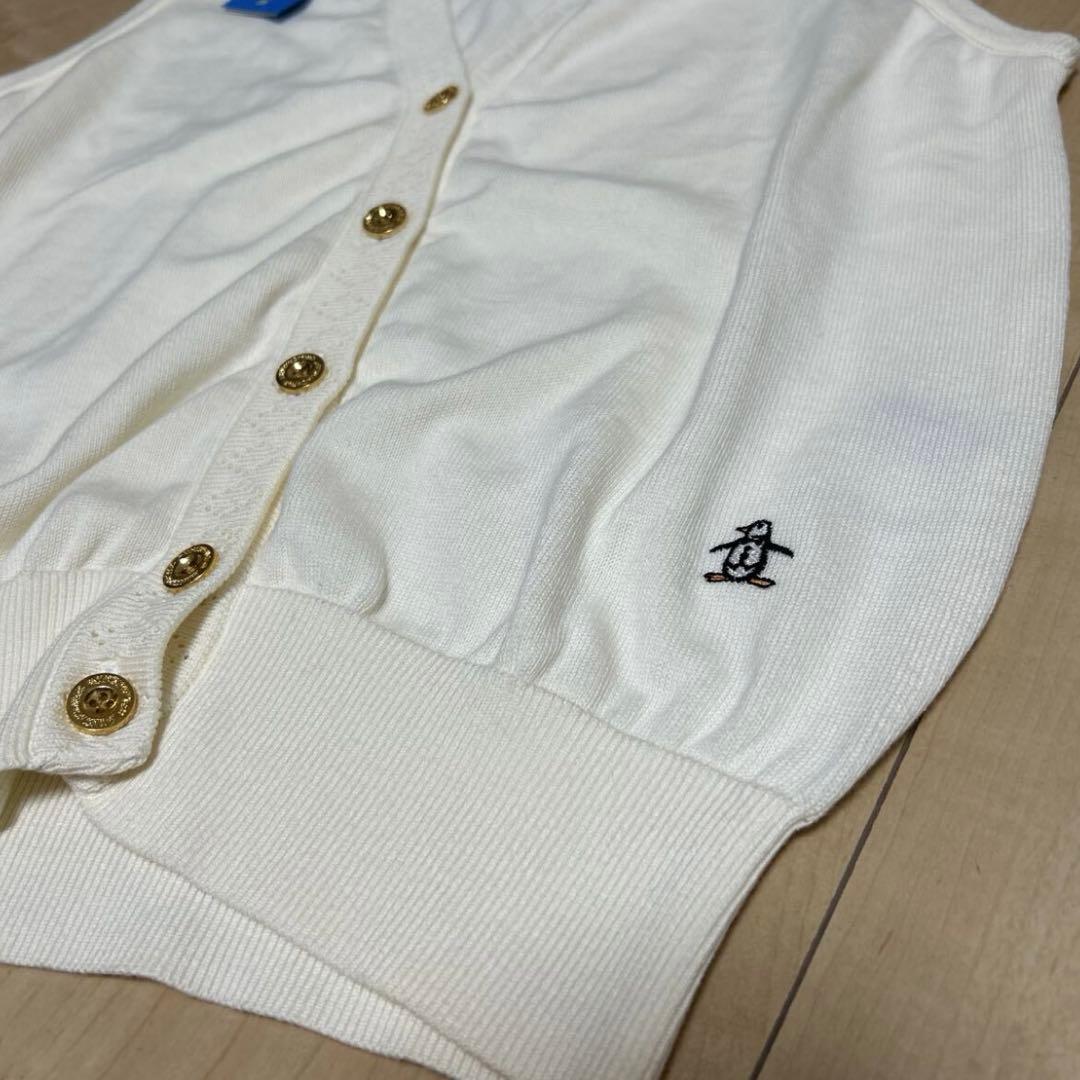 新品マンシングウェア M ゴルフベスト　東洋紡ミラクルケア　金ボタン　Vネック白