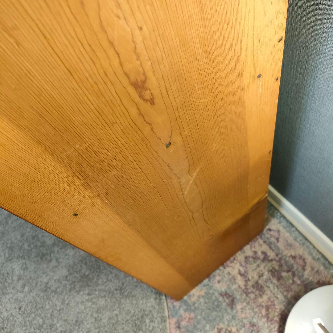 木製 キャビネット 無垢材 ナチュラル家具 回転ラッチ付き カントリー風 収納棚