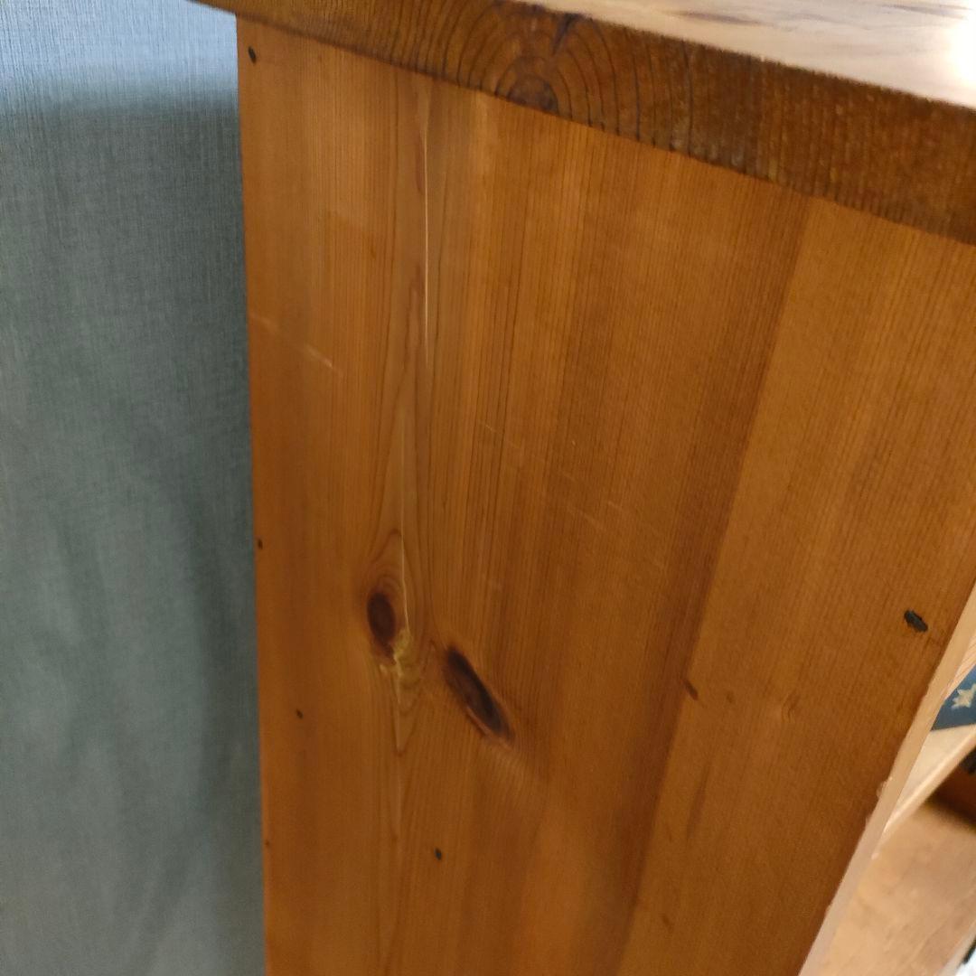 木製 キャビネット 無垢材 ナチュラル家具 回転ラッチ付き カントリー風 収納棚