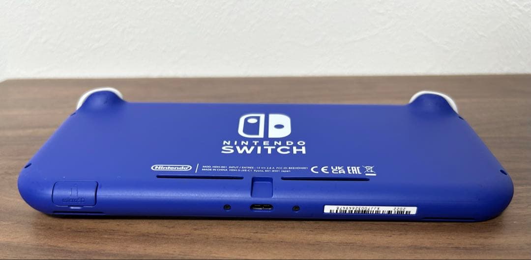 SWITCH ライト　ブルー