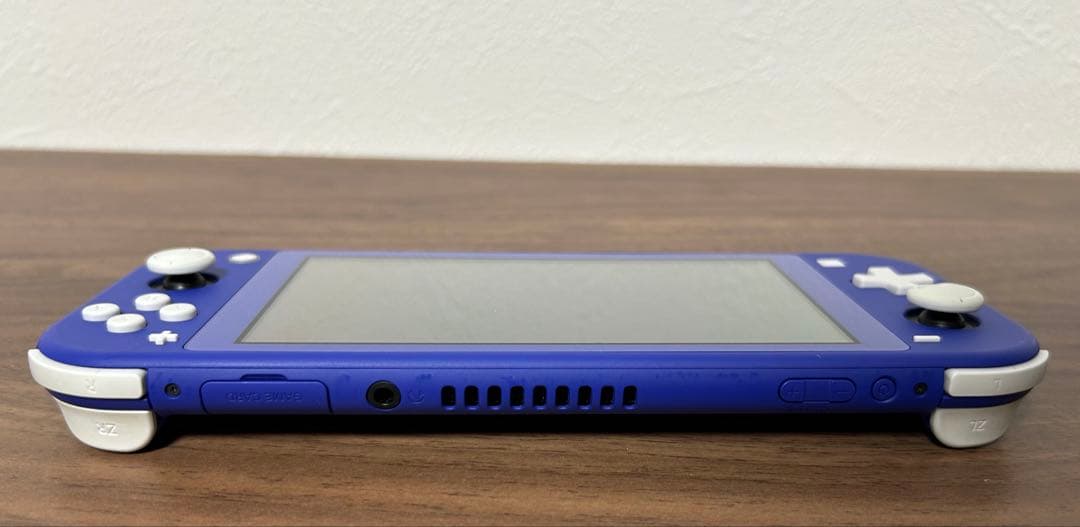 SWITCH ライト　ブルー