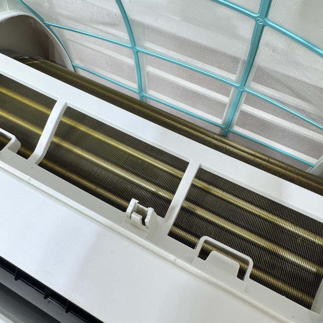 都内23区配送無料　美品東芝2.2kw　2022年製　6畳用　洗浄/除菌済み