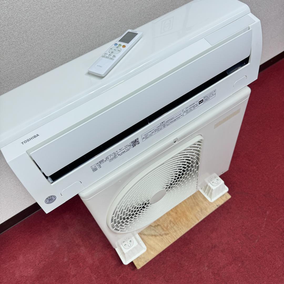 都内23区配送無料　美品東芝2.2kw　2022年製　6畳用　洗浄/除菌済み