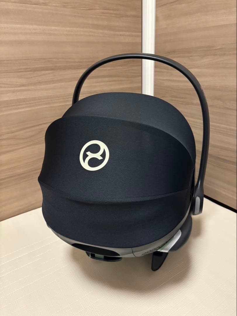 美品 サイベックス クラウドG アイサイズ ブラック ’24年 ベビーシート