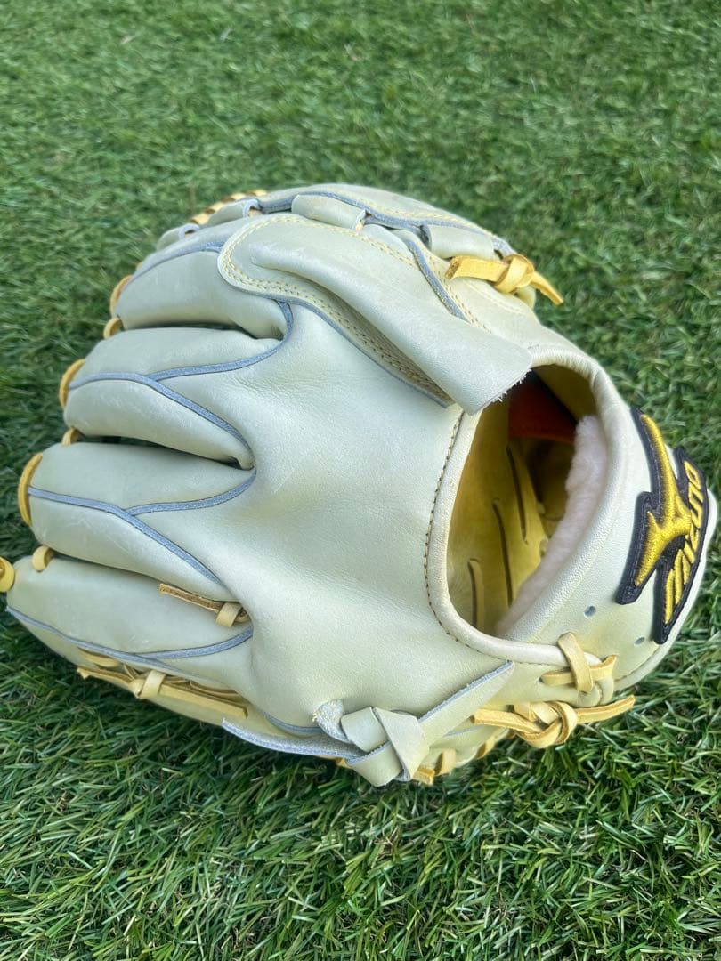 ミズノプロ　投手用グローブ　軟式野球