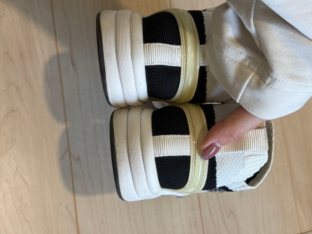 CHANELスニーカー