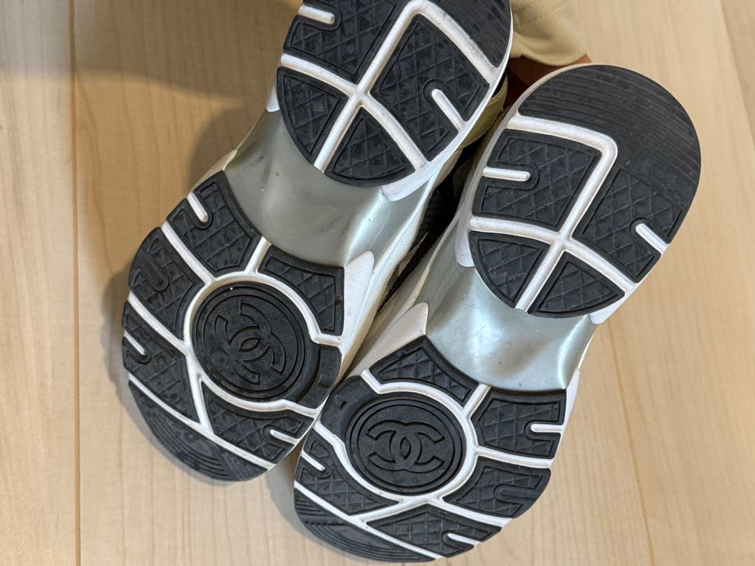 CHANELスニーカー