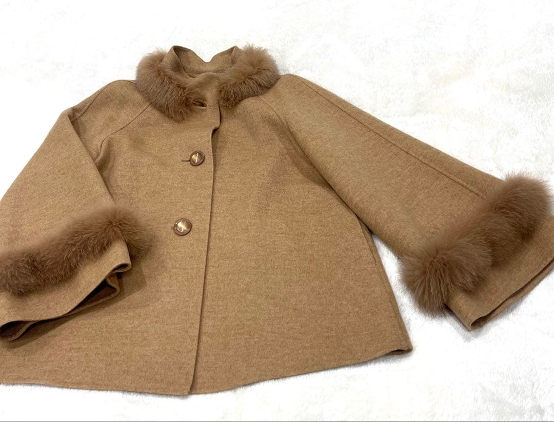 Leitian ロロピアーナ生地 ファー付きケープ風コート カラー　ベージュ