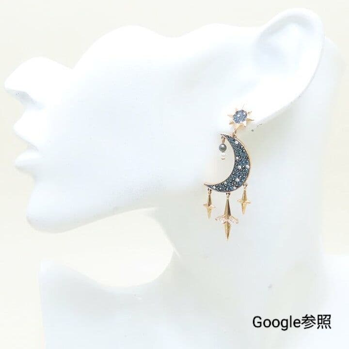 【極美品】SWAROVSKI symbolic 月と星 ピアス