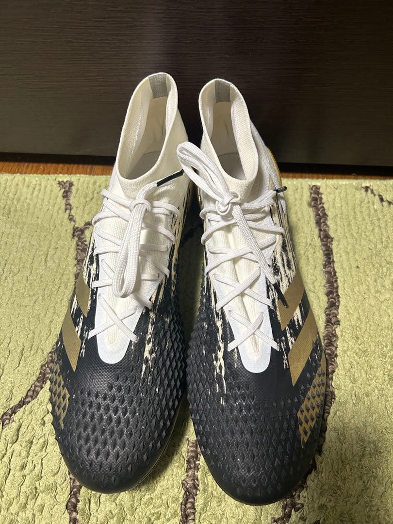 アディダス　プレデター　Mutator 20.1 Sg Demonskin